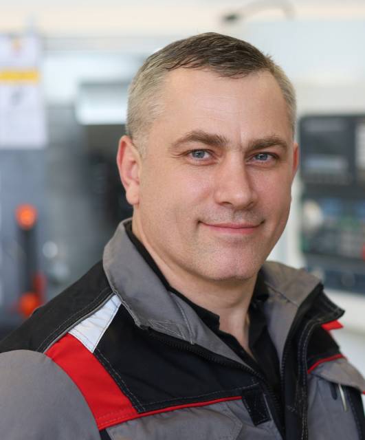 Главный механик Букшта Дмитрий Павлович